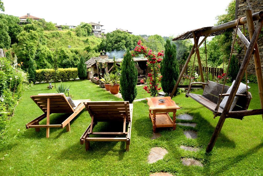 Guest House Pri Malkiya Lesjten Exteriör bild